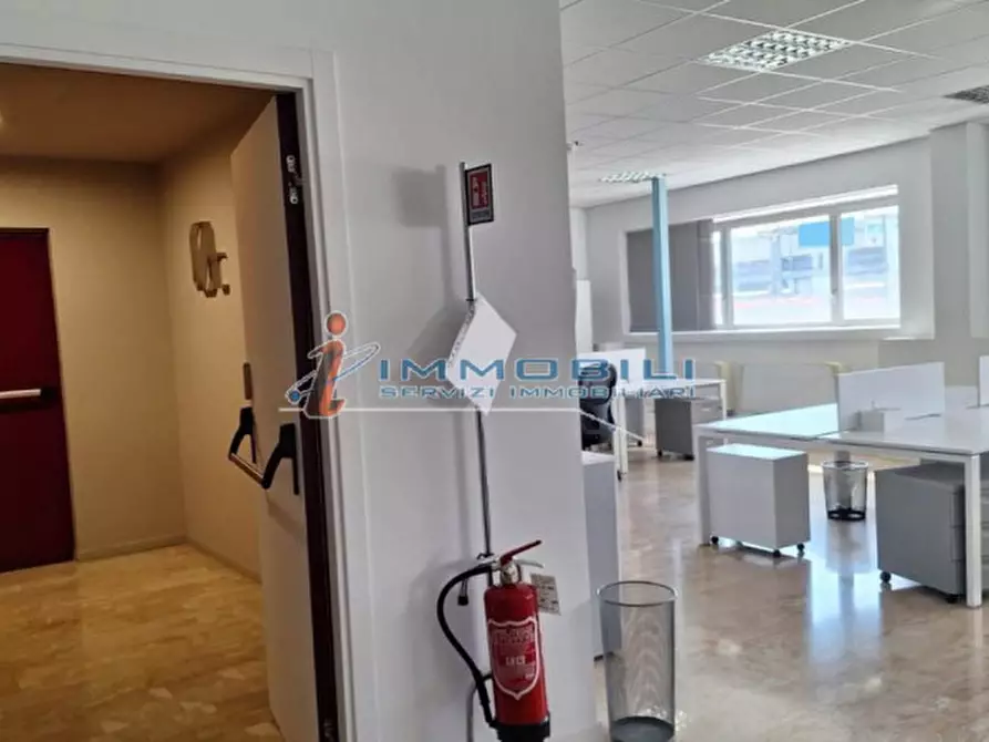 Immagine 9 di Ufficio in affitto  in VIA SCHIEVANO ENRICO a Milano