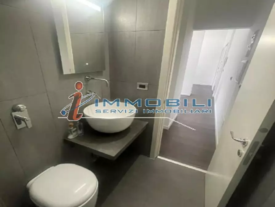 Immagine 7 di Ufficio in affitto  in VIA LEGNANO a Milano