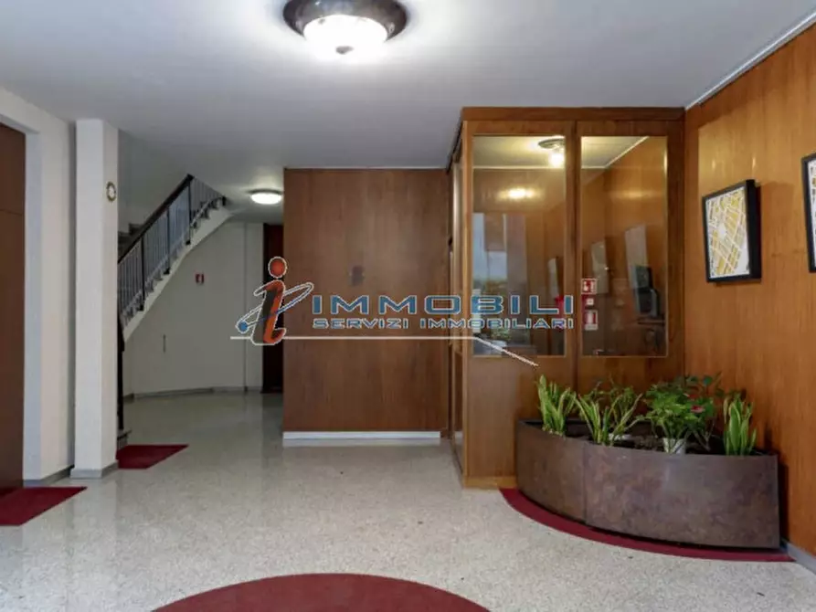 Immagine 2 di Ufficio in affitto  in PIAZZA CARBONARI a Milano