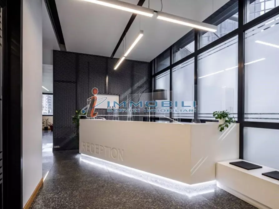 Immagine 2 di Ufficio in affitto  in VIA BARLETTA a Milano