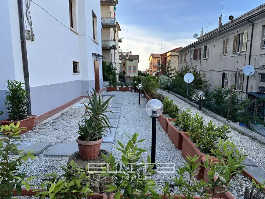 Immagine 15 di Appartamento in affitto  a Ancona