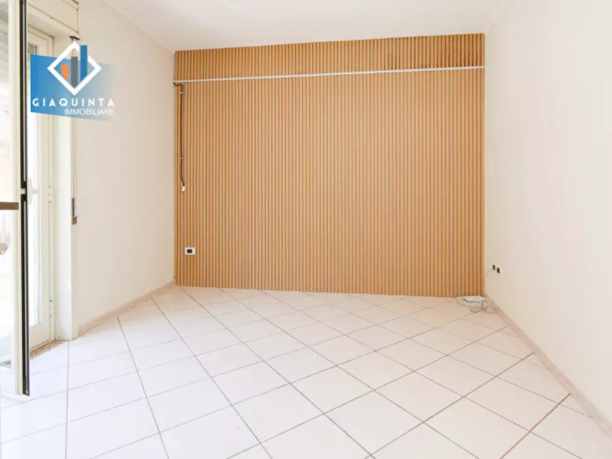 Immagine 2 di Ufficio in affitto  in Via Altarello n.06 a Palagonia