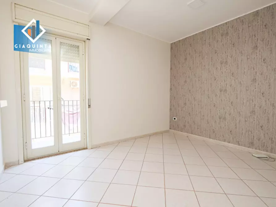 Immagine 4 di Ufficio in affitto  in Via Altarello n.06 a Palagonia