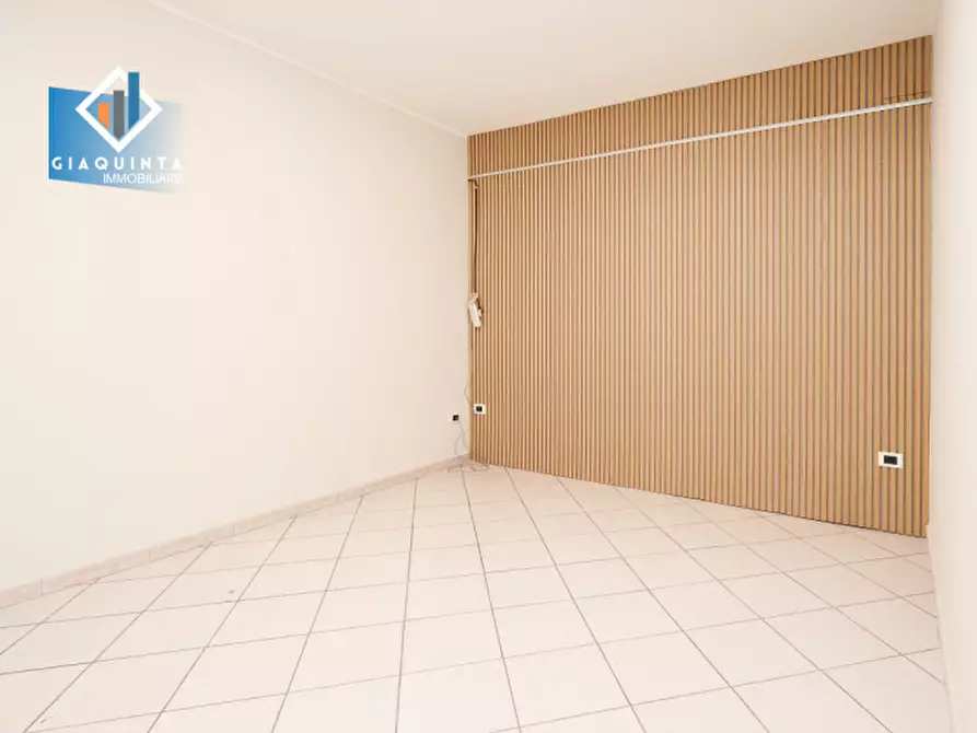 Immagine 7 di Ufficio in affitto  in Via Altarello n.06 a Palagonia