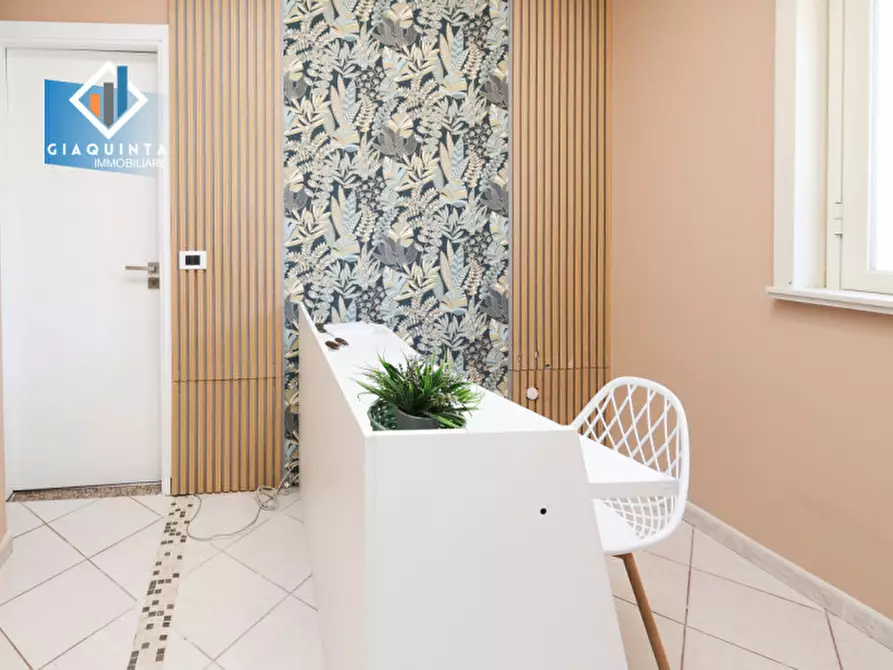 Immagine 8 di Ufficio in affitto  in Via Altarello n.06 a Palagonia