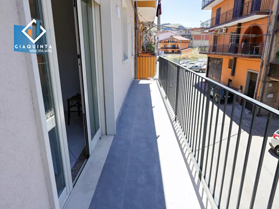 Immagine 12 di Ufficio in affitto  in Via Altarello n.06 a Palagonia