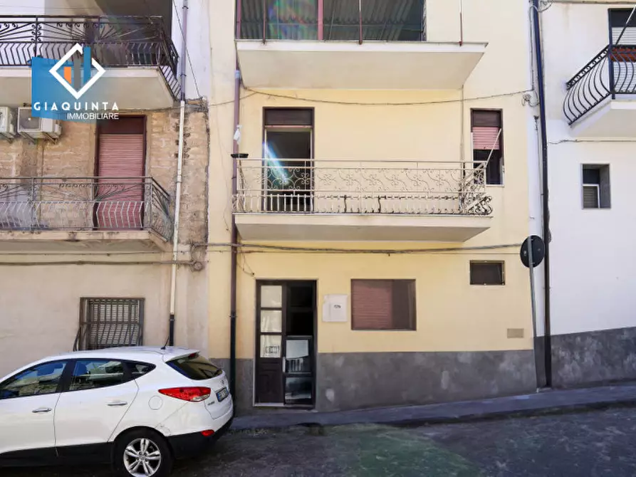 Immagine 1 di Casa indipendente in vendita  in via Napoli n.07 a Palagonia