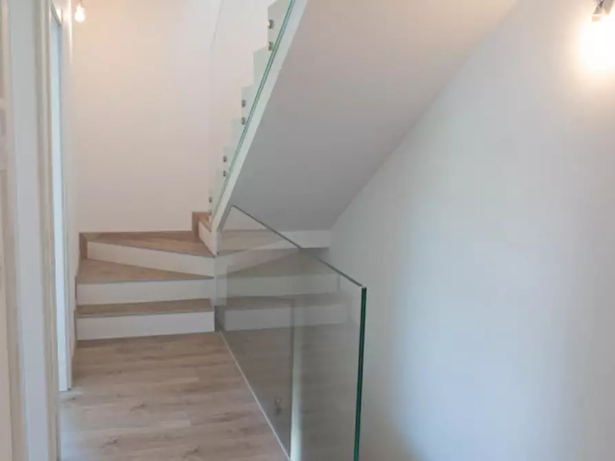 Immagine 10 di Casa bifamiliare in vendita  a Trento