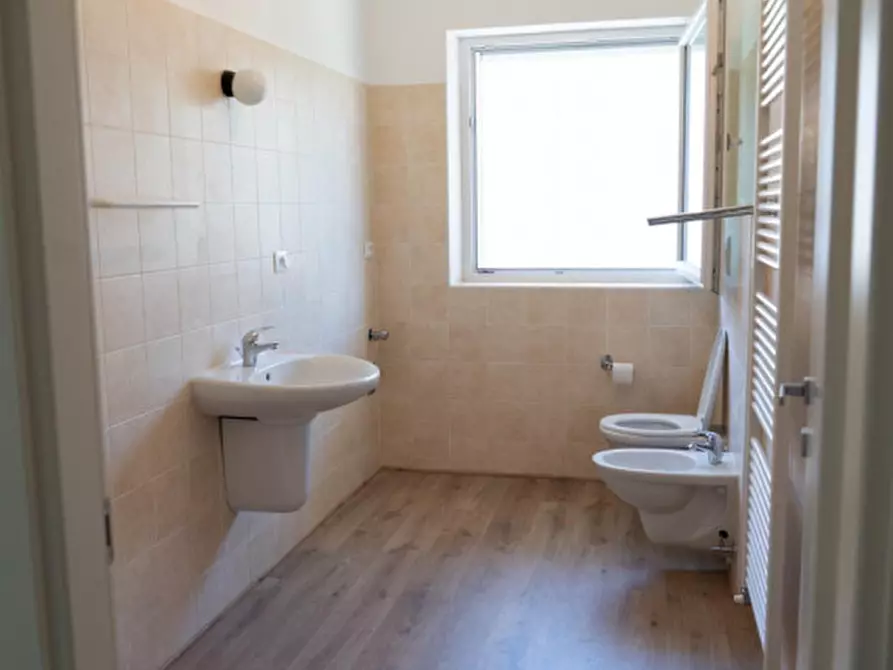 Immagine 18 di Casa bifamiliare in vendita  a Trento