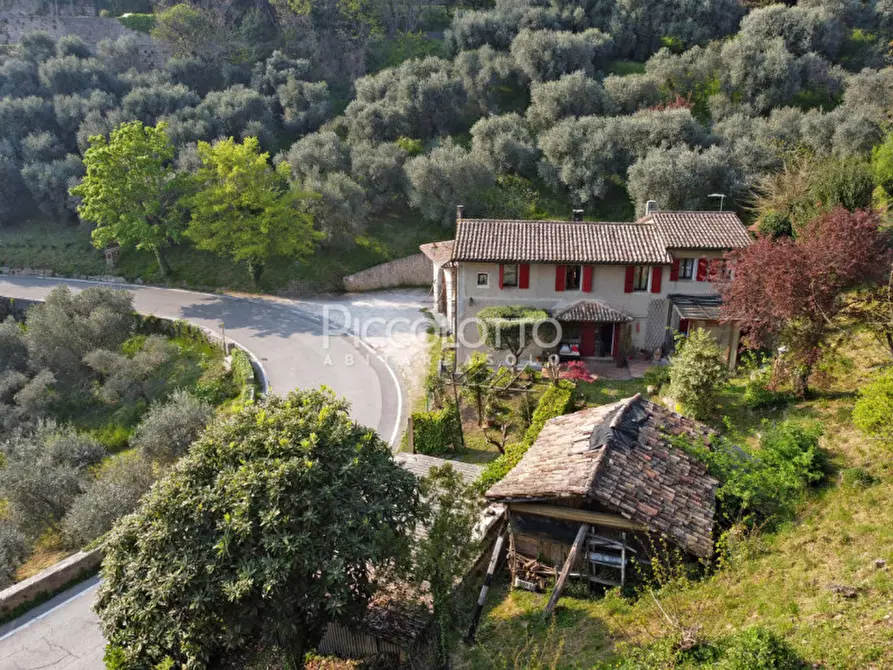 Immagine 7 di Rustico / casale in vendita  in via Foresto Nuovo a Asolo