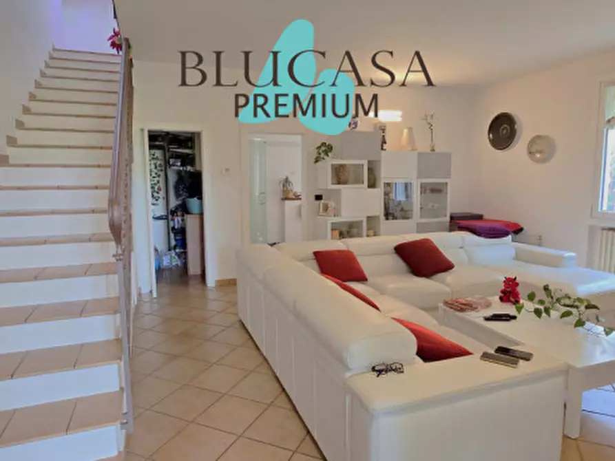 Immagine 2 di Casa bifamiliare in vendita  in Via Loreta a Bertinoro