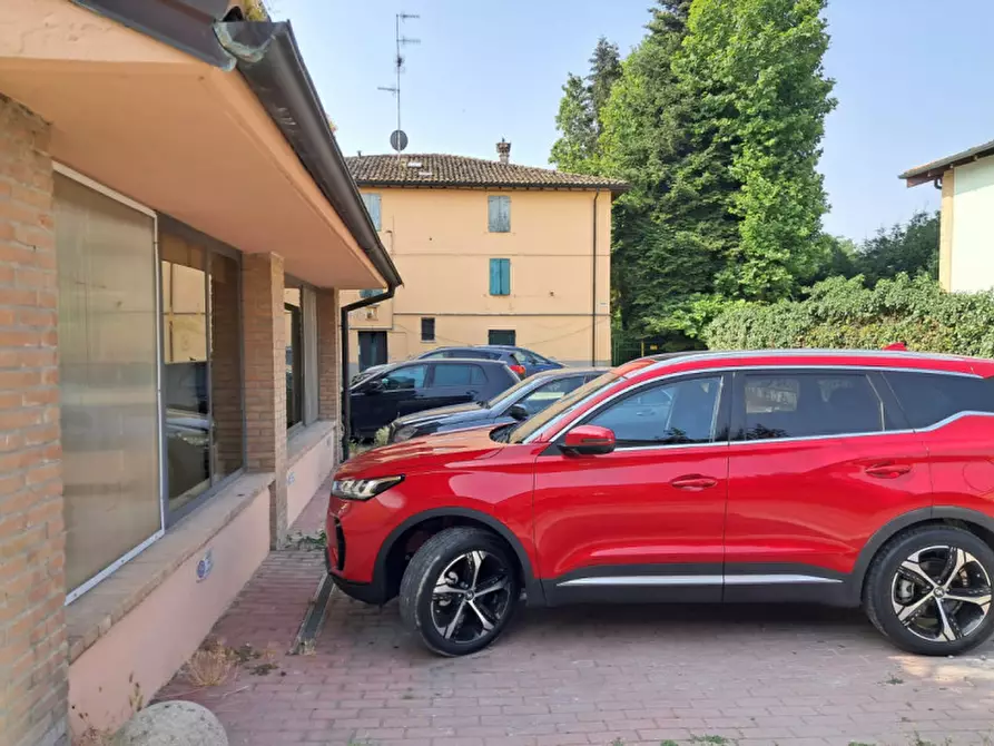 Immagine 20 di Attività commerciale in vendita  in Strada Cartiera 11/A a Parma