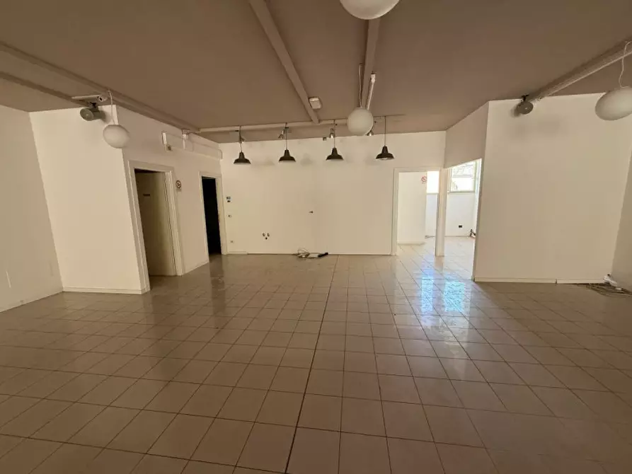 Immagine 7 di Ufficio in affitto  in via Marosticana 237 a Dueville