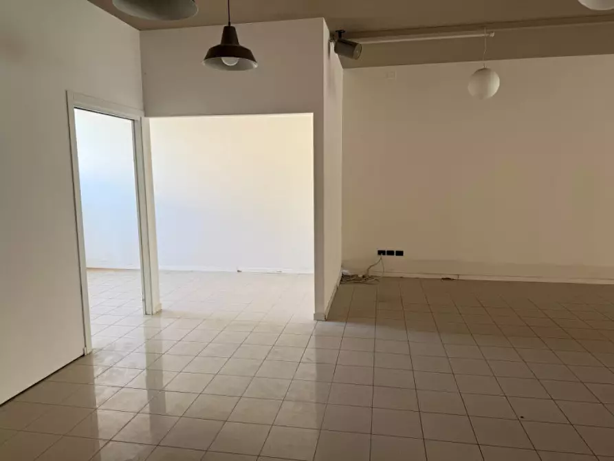 Immagine 8 di Ufficio in affitto  in via Marosticana 237 a Dueville