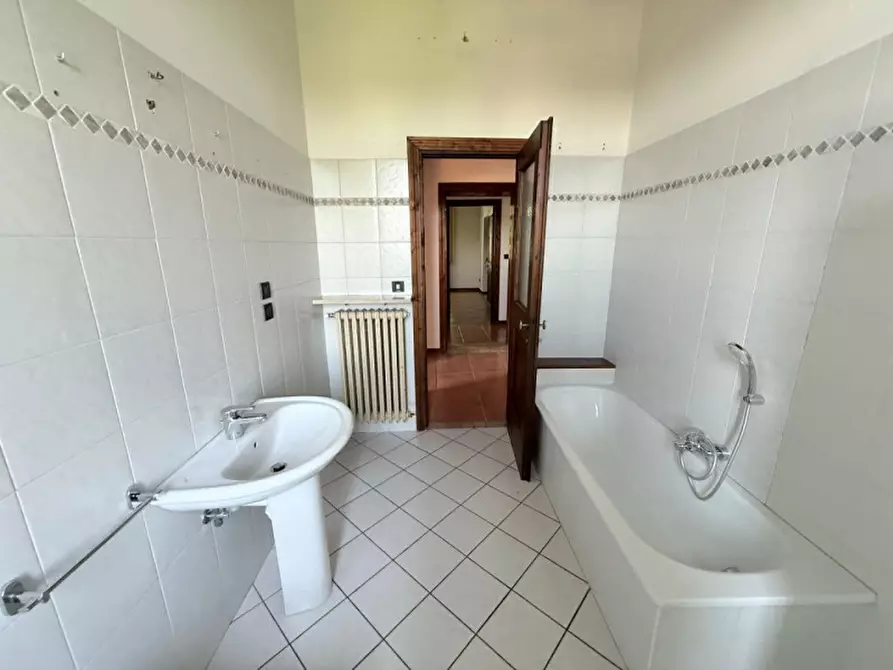 Immagine 10 di Appartamento in vendita  in Strada del Megiaro 1 a Vicenza