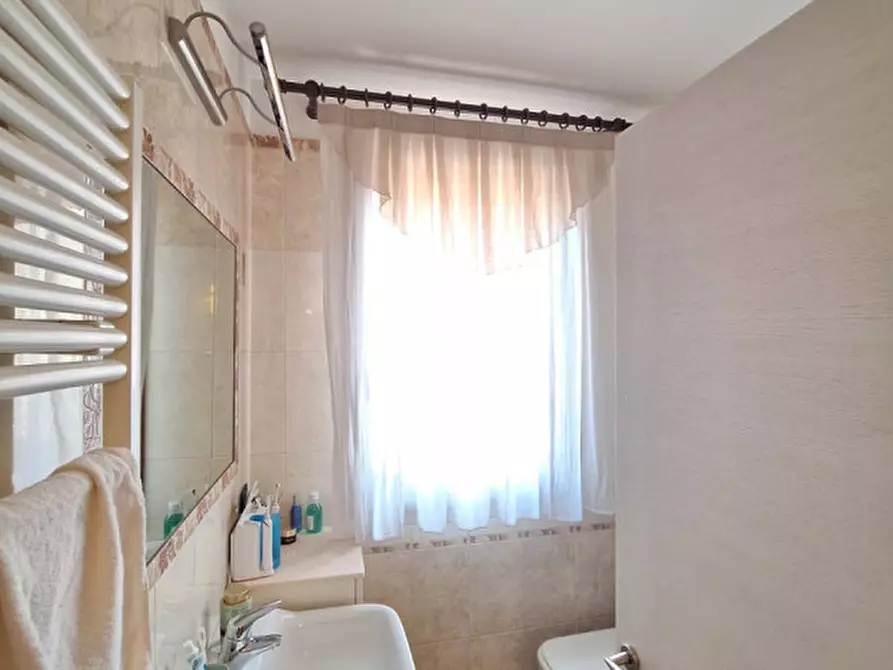 Immagine 11 di Villa in vendita  in Via Bologna a Ceregnano