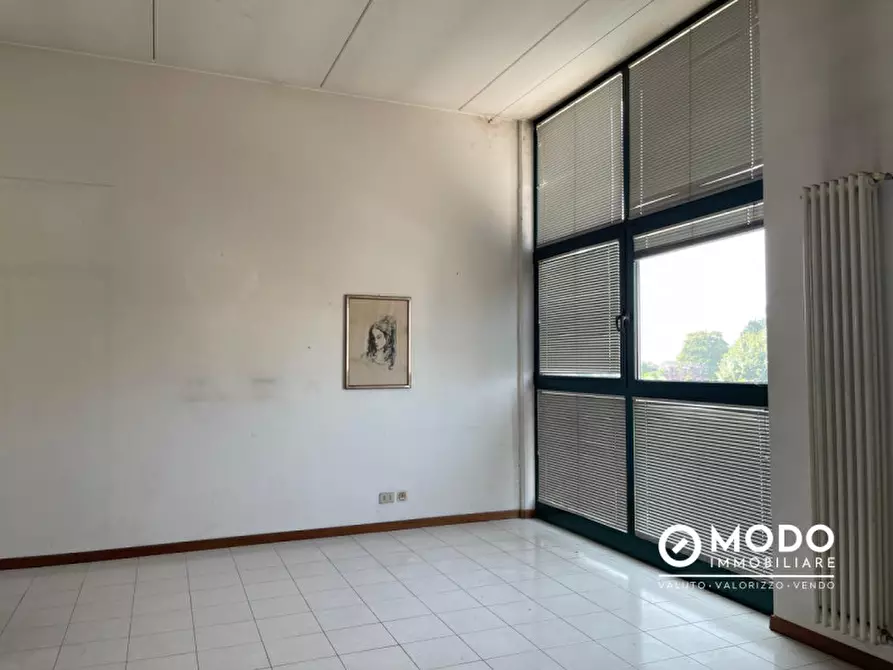 Immagine 15 di Laboratorio in vendita  in Via Marosticana a Dueville