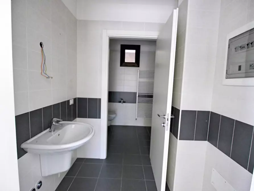 Immagine 6 di Negozio in affitto  in Via terraglio 200 a Preganziol