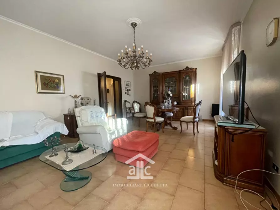 Immagine 13 di Appartamento in affitto  in via cosimo de giorgi 2 a Lecce