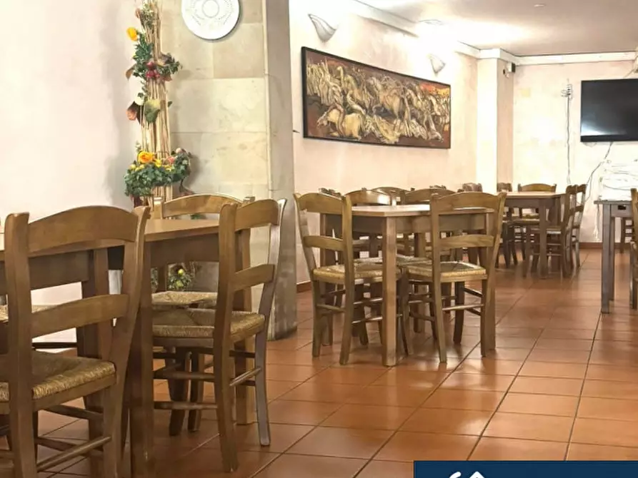 Immagine 9 di Attività commerciale in vendita  in via torres, 17/G a Sassari