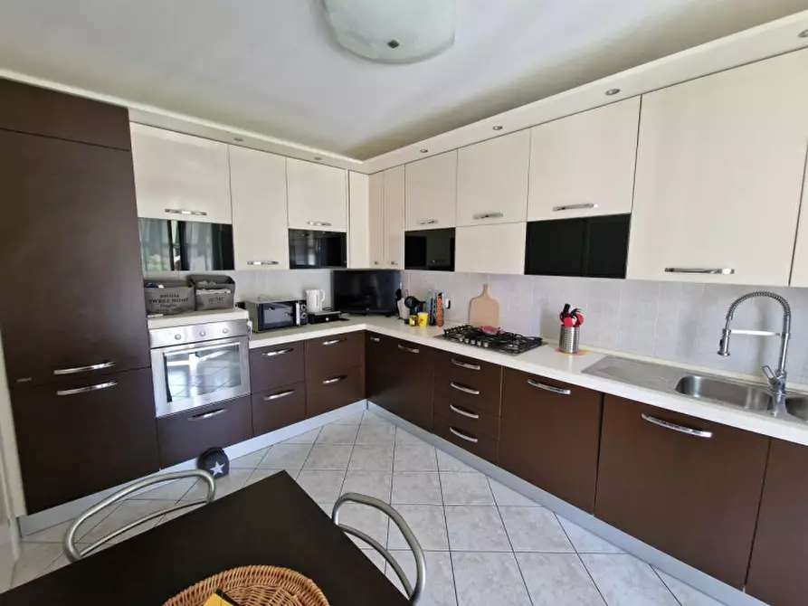 Immagine 5 di Appartamento in vendita  in Via Bosena a Rapallo