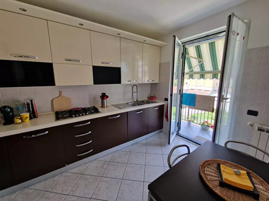 Immagine 7 di Appartamento in vendita  in Via Bosena a Rapallo