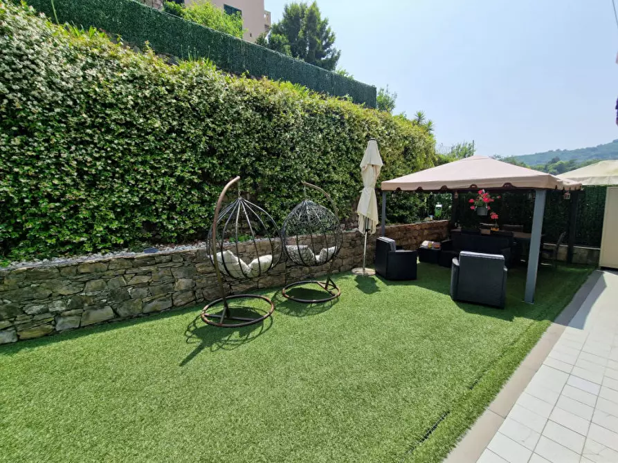 Immagine 10 di Appartamento in vendita  in Via Bosena a Rapallo