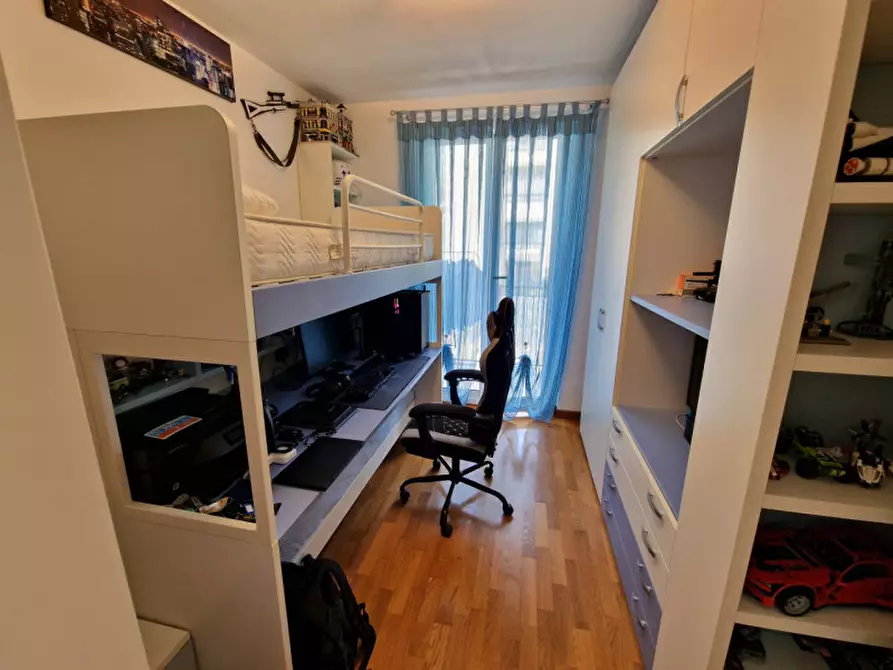 Immagine 17 di Appartamento in vendita  in Via Bosena a Rapallo