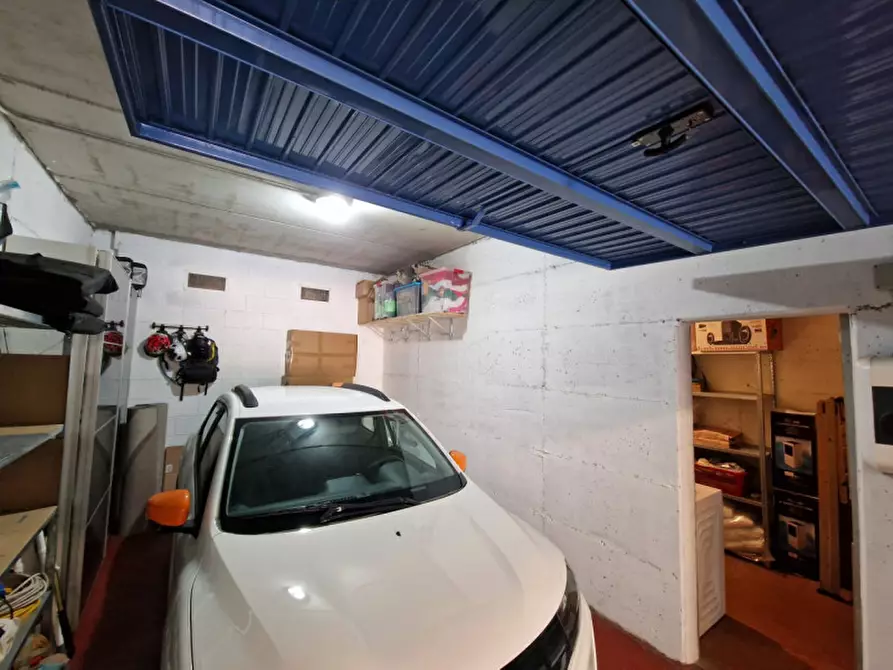 Immagine 37 di Appartamento in vendita  in Via Bosena a Rapallo