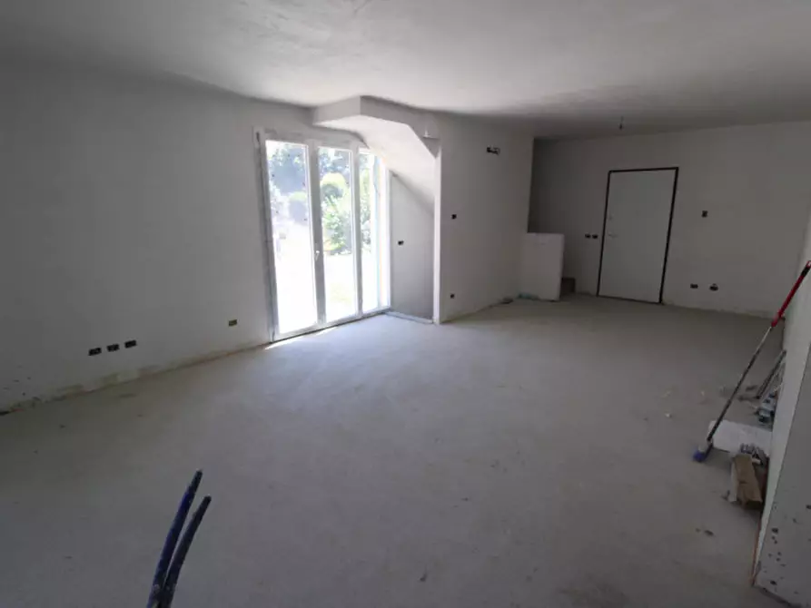 Immagine 9 di Casa bifamiliare in vendita  in Via Vittorio Alfieri a Vedano Al Lambro