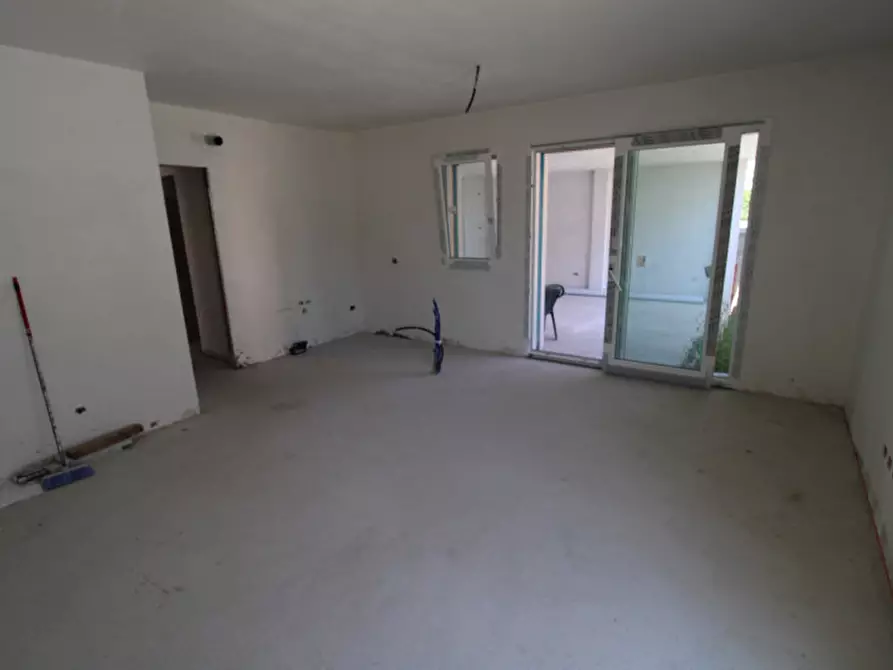 Immagine 13 di Casa bifamiliare in vendita  in Via Vittorio Alfieri a Vedano Al Lambro