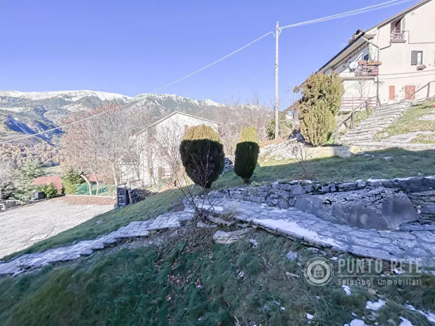 Immagine 16 di Appartamento in vendita  in Villaggio Albarè a Ferrara Di Monte Baldo