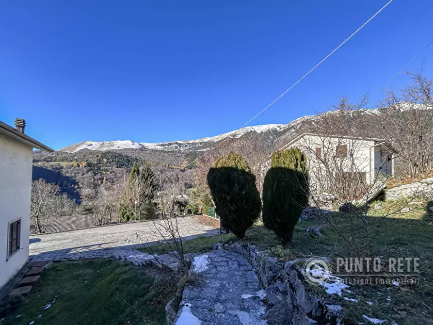 Immagine 24 di Appartamento in vendita  in Villaggio Albarè a Ferrara Di Monte Baldo