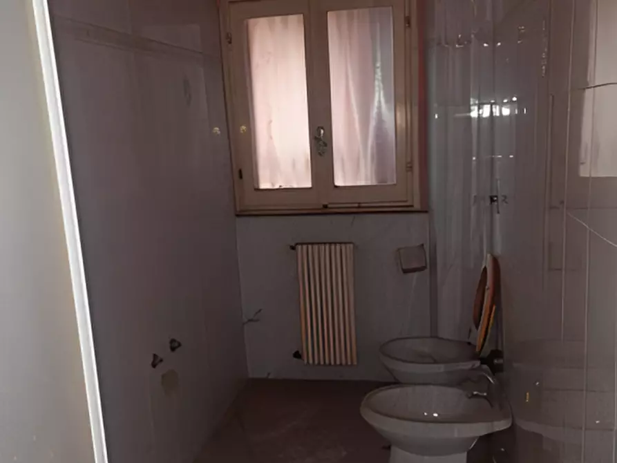 Immagine 6 di Appartamento in vendita  in Piazza XXIV Maggio n.3 a Cassolnovo