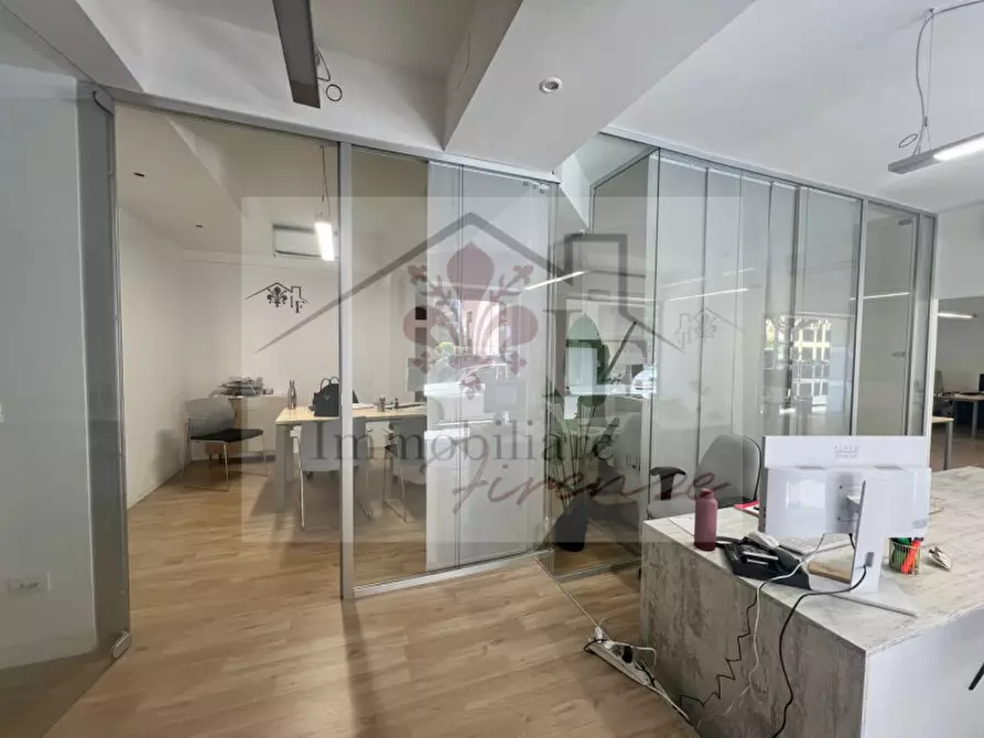 Immagine 5 di Attività commerciale in affitto  in Via Pistoiese 428 a Firenze