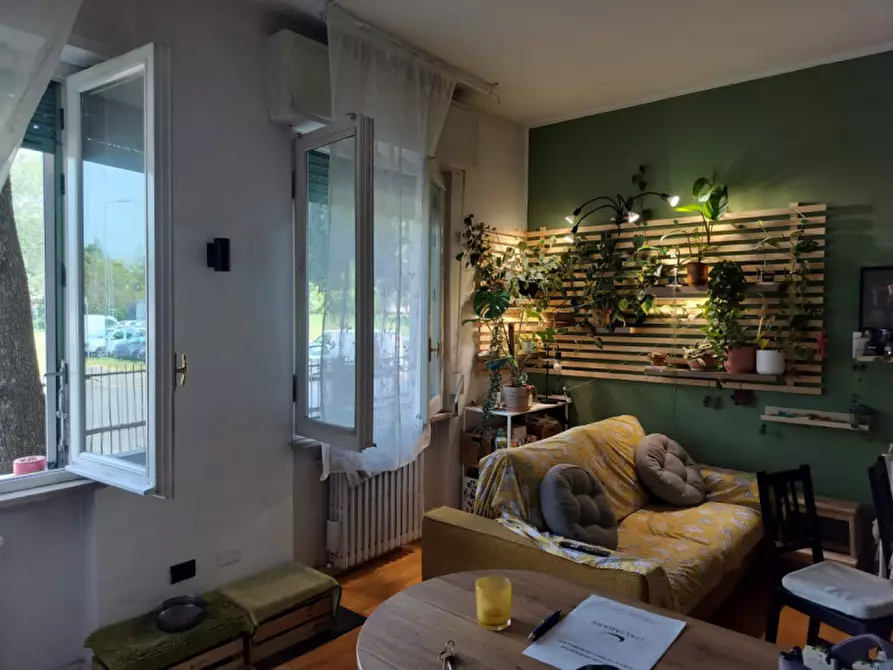 Immagine 1 di Appartamento in vendita  in Viale Martiri di Cefalonia a Parma