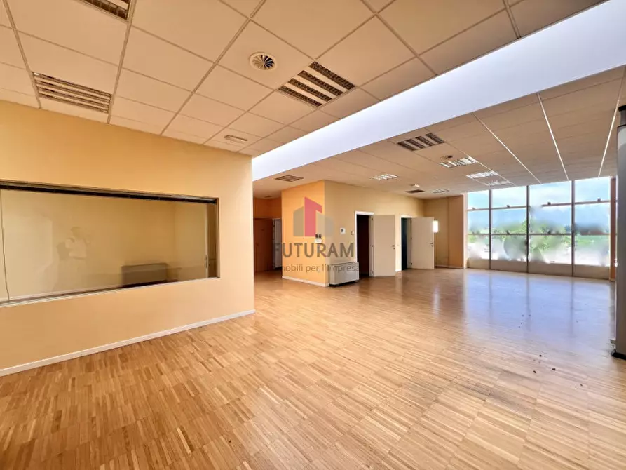 Immagine 3 di Ufficio in affitto  in Via Ungaretti 14 a Dueville