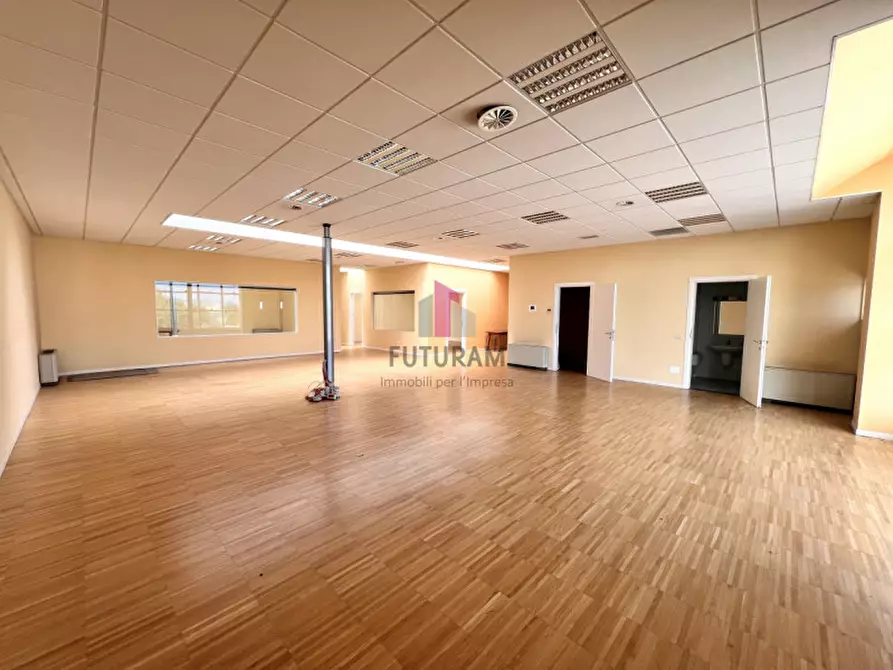 Immagine 20 di Ufficio in affitto  in Via Ungaretti 14 a Dueville