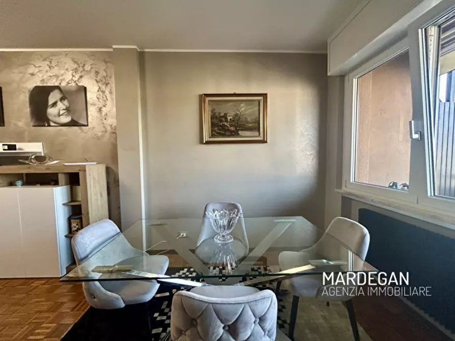 Immagine 1 di Appartamento in vendita  in Via Roana a Castelfranco Veneto