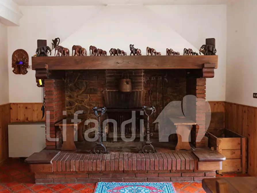 Immagine 5 di Villa in vendita  a Civitella In Val Di Chiana