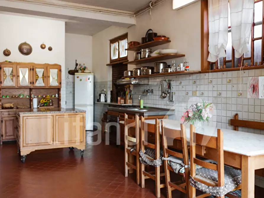 Immagine 8 di Villa in vendita  a Civitella In Val Di Chiana