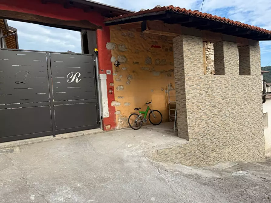 Immagine 1 di Appartamento in vendita  in Via Cave a Botticino