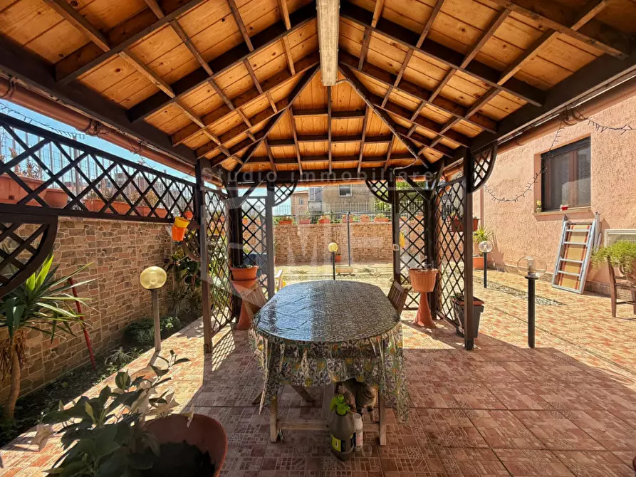 Immagine 1 di Appartamento in vendita  in VIA UMBERTO TERRACINI 19 a Livorno