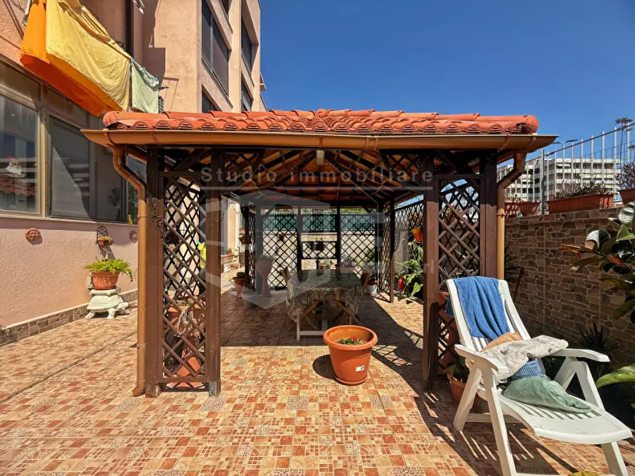 Immagine 20 di Appartamento in vendita  in VIA UMBERTO TERRACINI 19 a Livorno