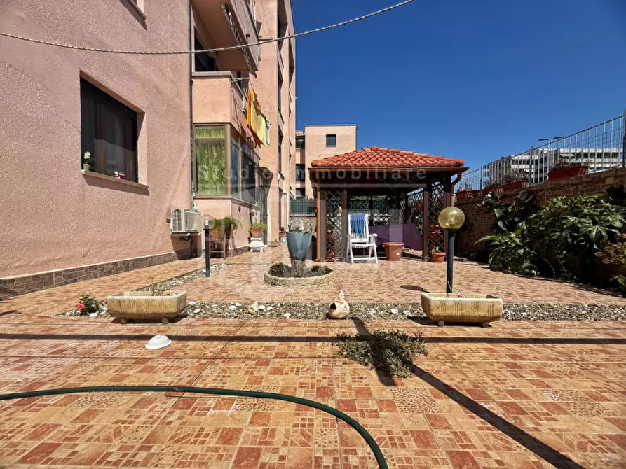 Immagine 21 di Appartamento in vendita  in VIA UMBERTO TERRACINI 19 a Livorno