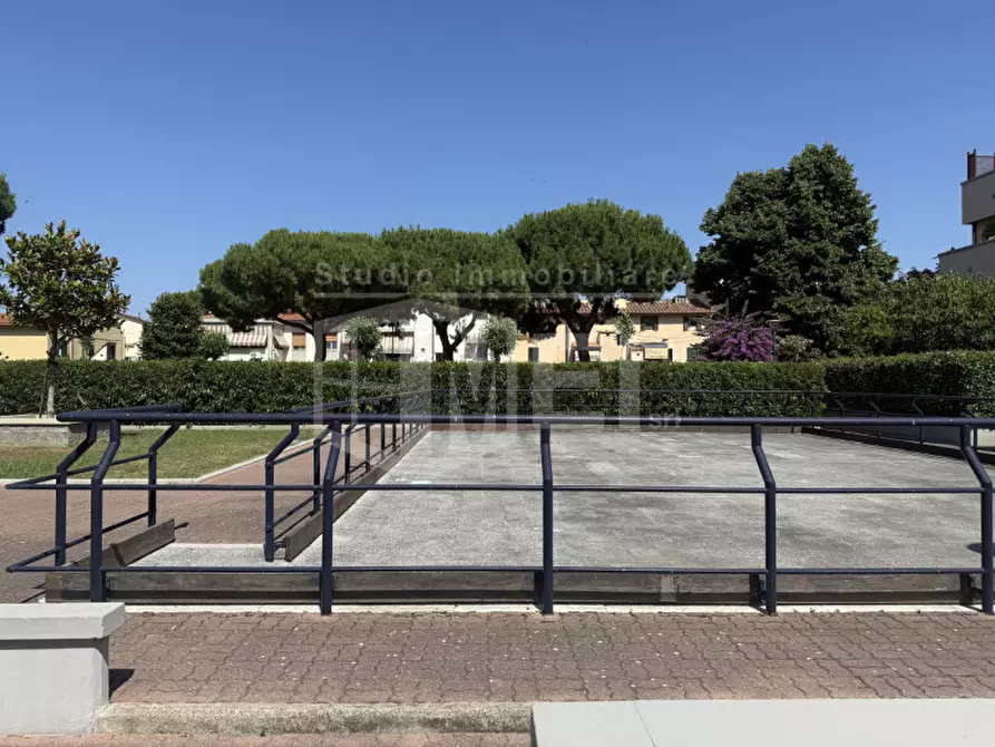 Immagine 26 di Appartamento in vendita  in VIA UMBERTO TERRACINI 19 a Livorno