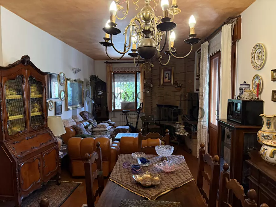 Immagine 3 di Casa indipendente in vendita  in Via Castiglionese a Paciano