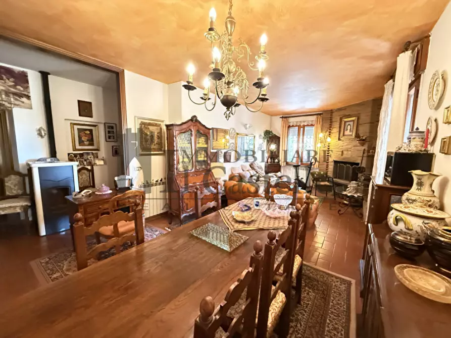 Immagine 5 di Casa indipendente in vendita  in Via Castiglionese a Paciano