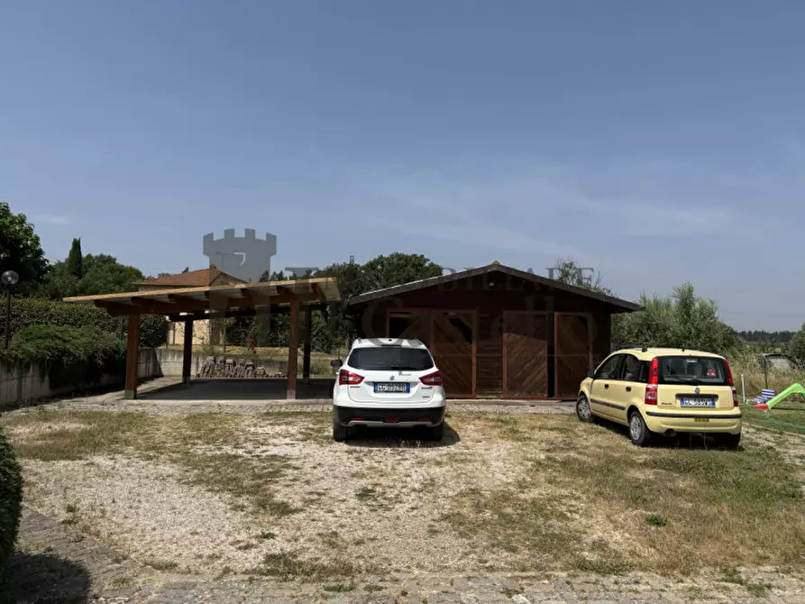 Immagine 39 di Villa in vendita  in Via Soccorso a Castiglione Del Lago