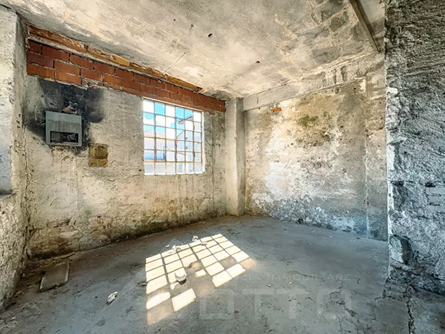 Immagine 6 di Magazzino in vendita  in via opagliolo 19 a San Maurizio D'opaglio